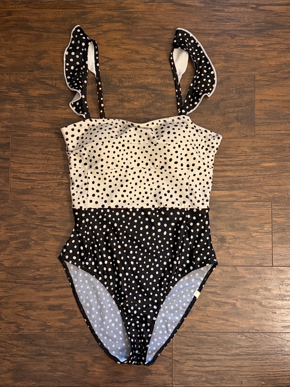 Summersalt The Ruffle Oasis One Piece Swimsuit Black & White Polka Dots Size 4